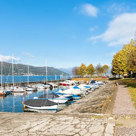 Apartment Casa Al Caprifoglio 600m From - Happy *