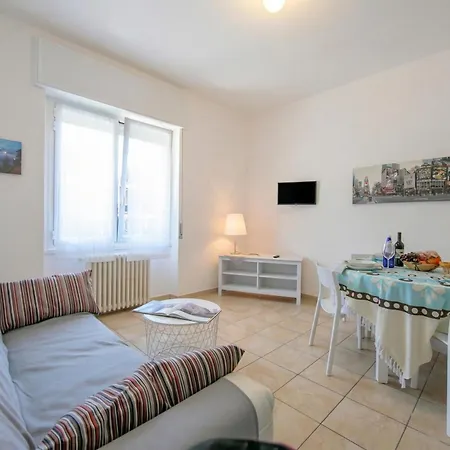 Apartamento Casa Al Caprifoglio 600m From - Happy *