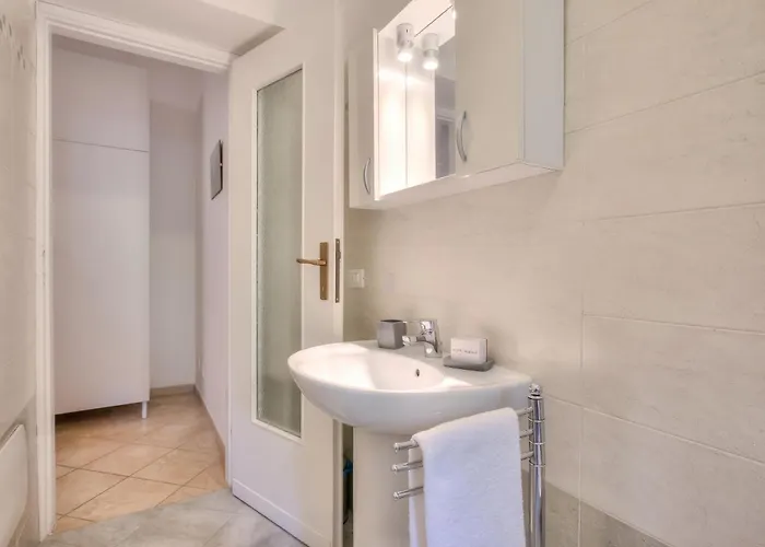 Casa Al Caprifoglio 600m From - Happy