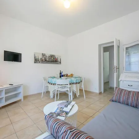 Lejlighed Casa Al Caprifoglio 600m From - Happy